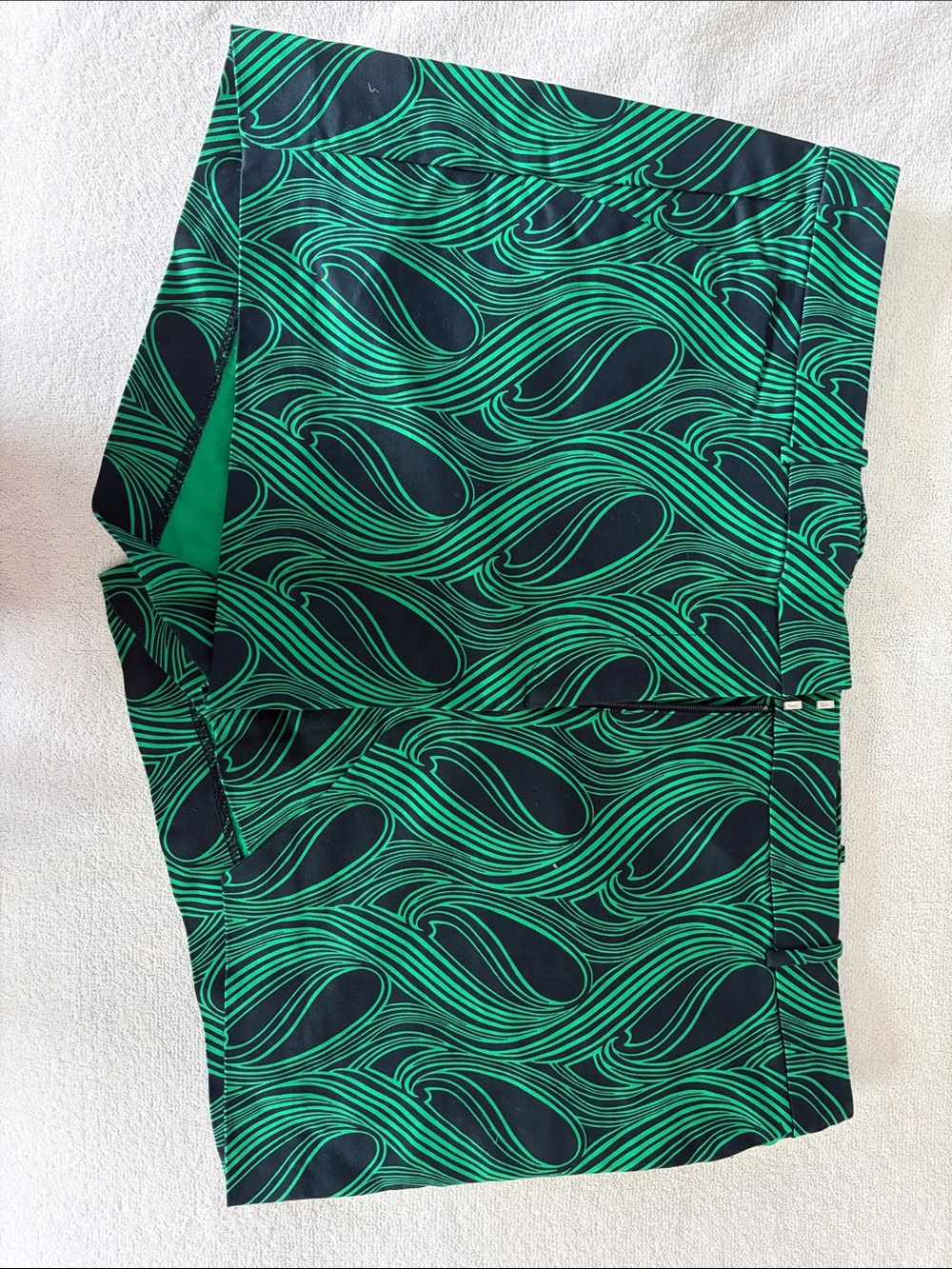 Michael Kors Black & Green Wave-Print Shorts